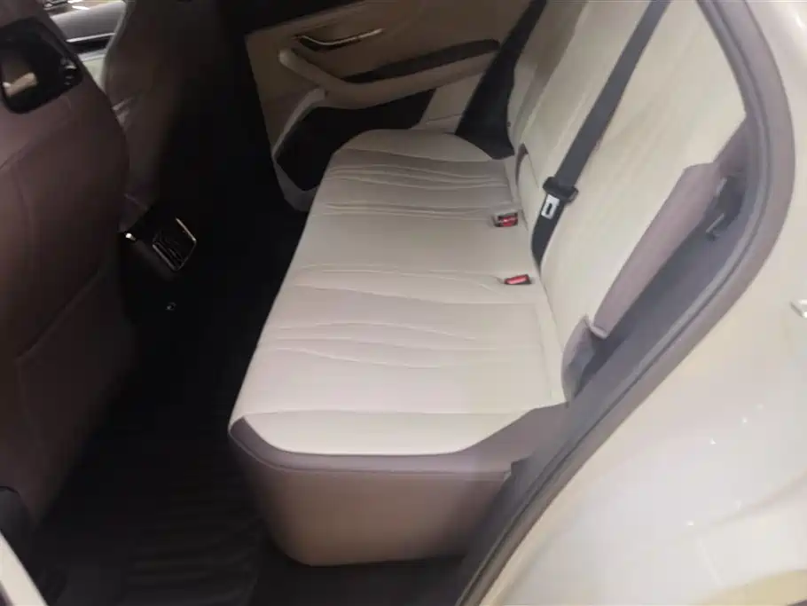 BYD Song PLUS DM-i 112KM Noble Edition 2025