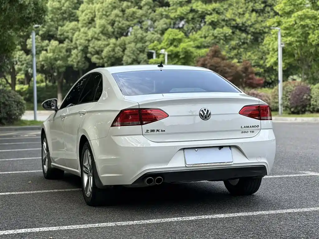 Volkswagen Lamando 2015 280TSI DSG Comfort Edition