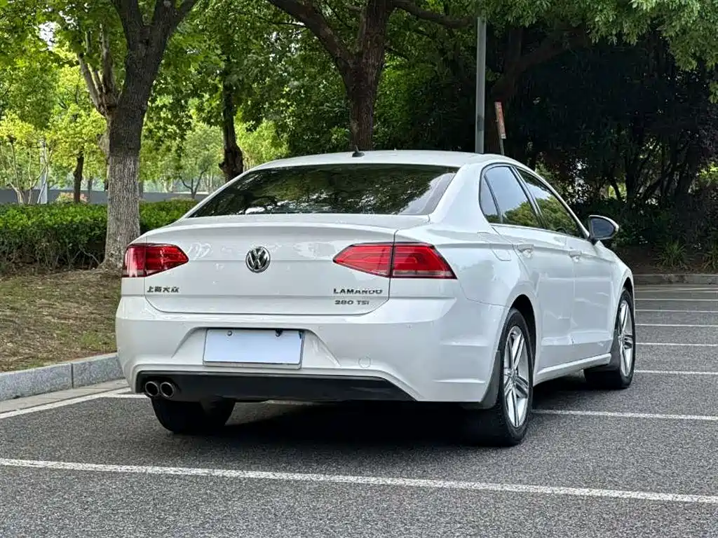 Volkswagen Lamando 2015 280TSI DSG Comfort Edition