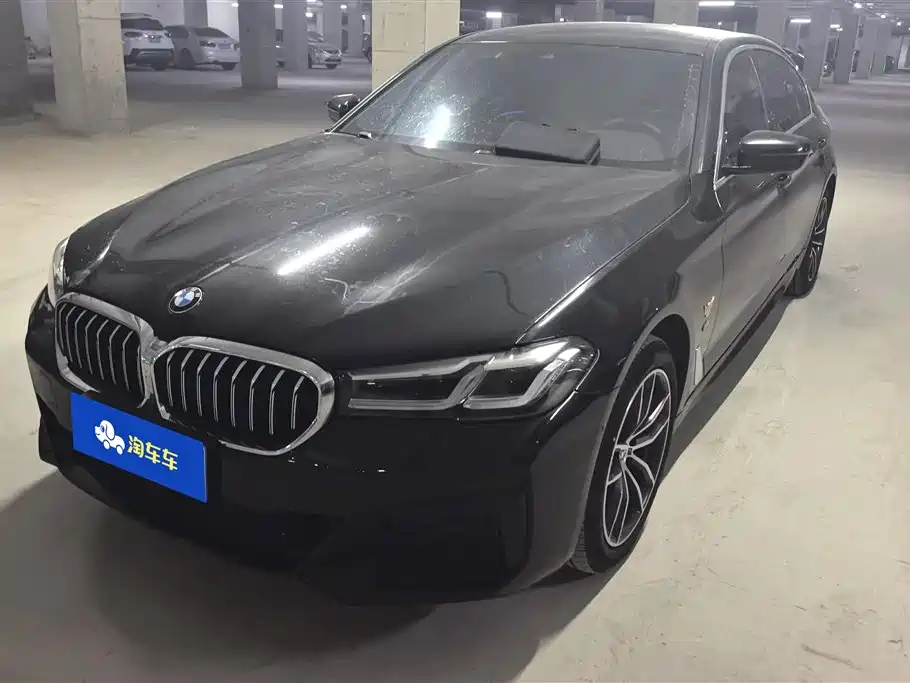 BMW 5 Series 2022 525Li M Sport Package