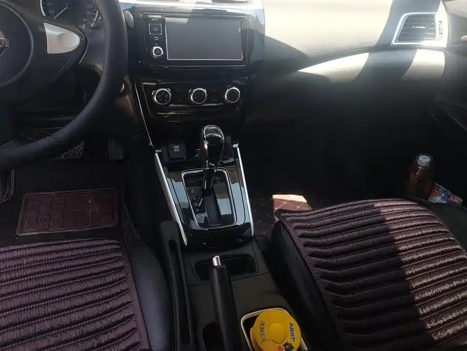 Nissan Sylphy 2018 1.6XV CVT Premium Edition