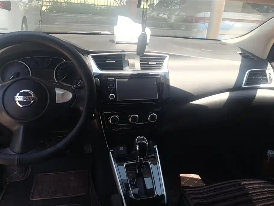 Nissan Sylphy 2018 1.6XV CVT Premium Edition