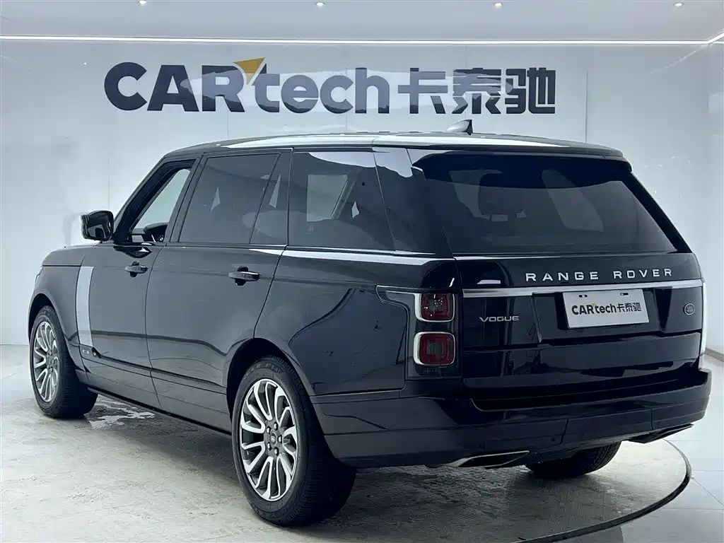 Range Rover 2020 3.0 L6 Heritage Extended Wheelbase Edition
