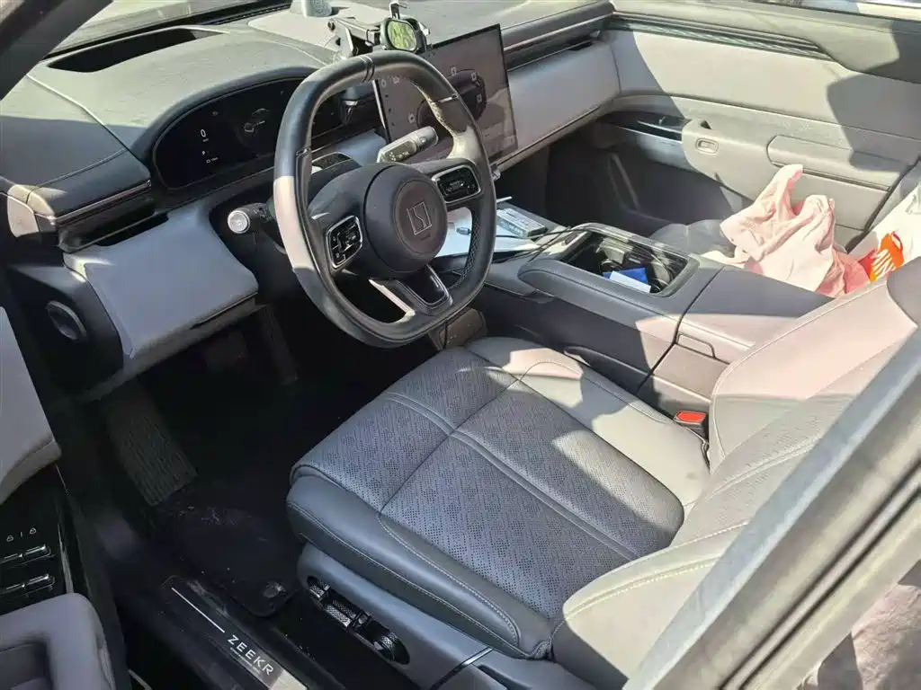 Zeekr 7X 2025 75kWh RWD Intelligent Driving Edition