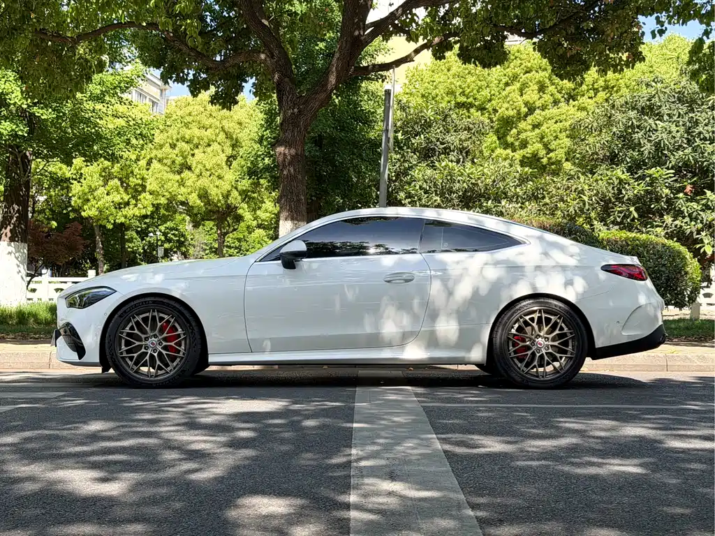 Mercedes-Benz CLE 300 4MATIC Coupe 2024