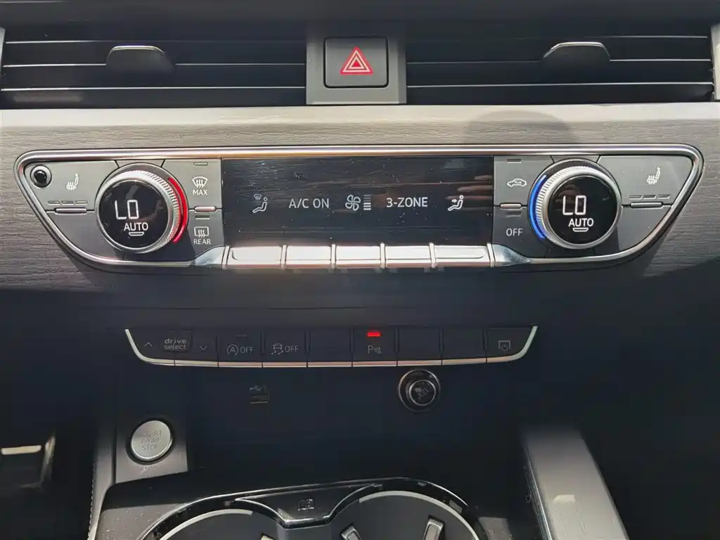 Audi A4L 2024 40 TFSI Luxury Dynamic Edition - фото 18