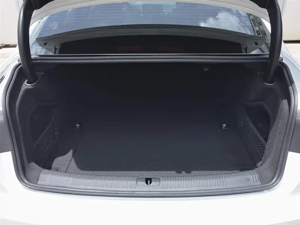 Audi A4L 2024 40 TFSI Luxury Dynamic Edition - фото 7