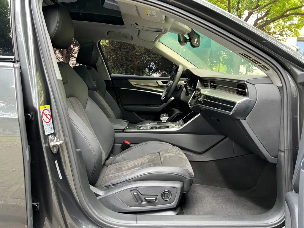 Audi A6 Avant 45 TFSI