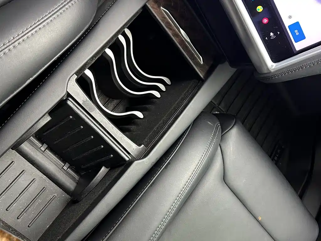 Tesla Model S 2017 75D Standard Range Edition
