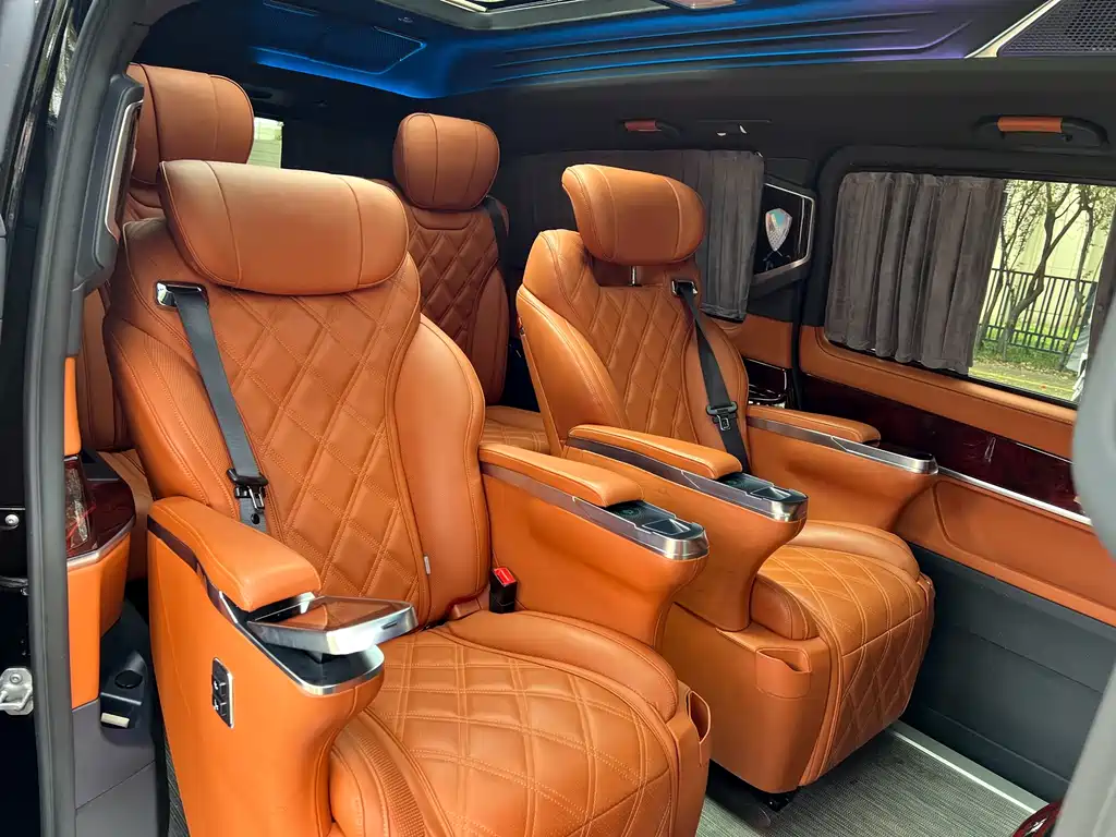 Mercedes-Benz V-Class 2022 V 260 L Long Wheelbase Luxury Edition