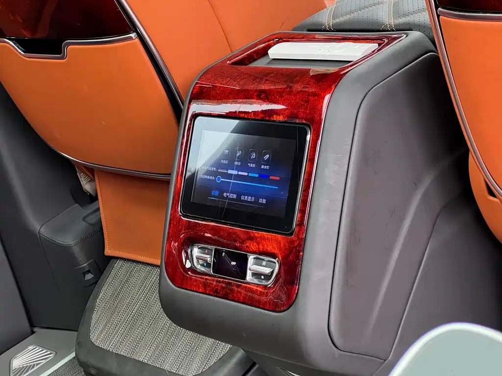 Mercedes-Benz V-Class 2022 V 260 L Long Wheelbase Luxury Edition