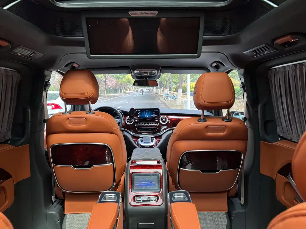 Mercedes-Benz V-Class 2022 V 260 L Long Wheelbase Luxury Edition
