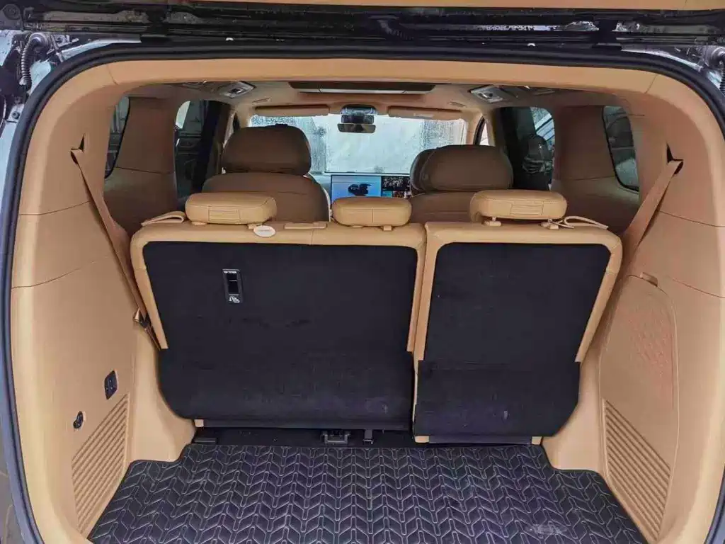 Voyah Dreamer 2025 PHEV AWD Flagship Kunpeng Edition