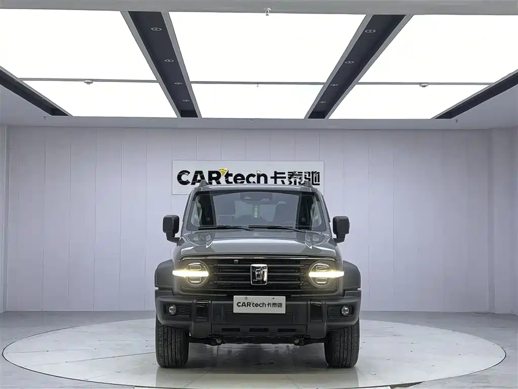 Tank 300 2024 2.0T Conqueror