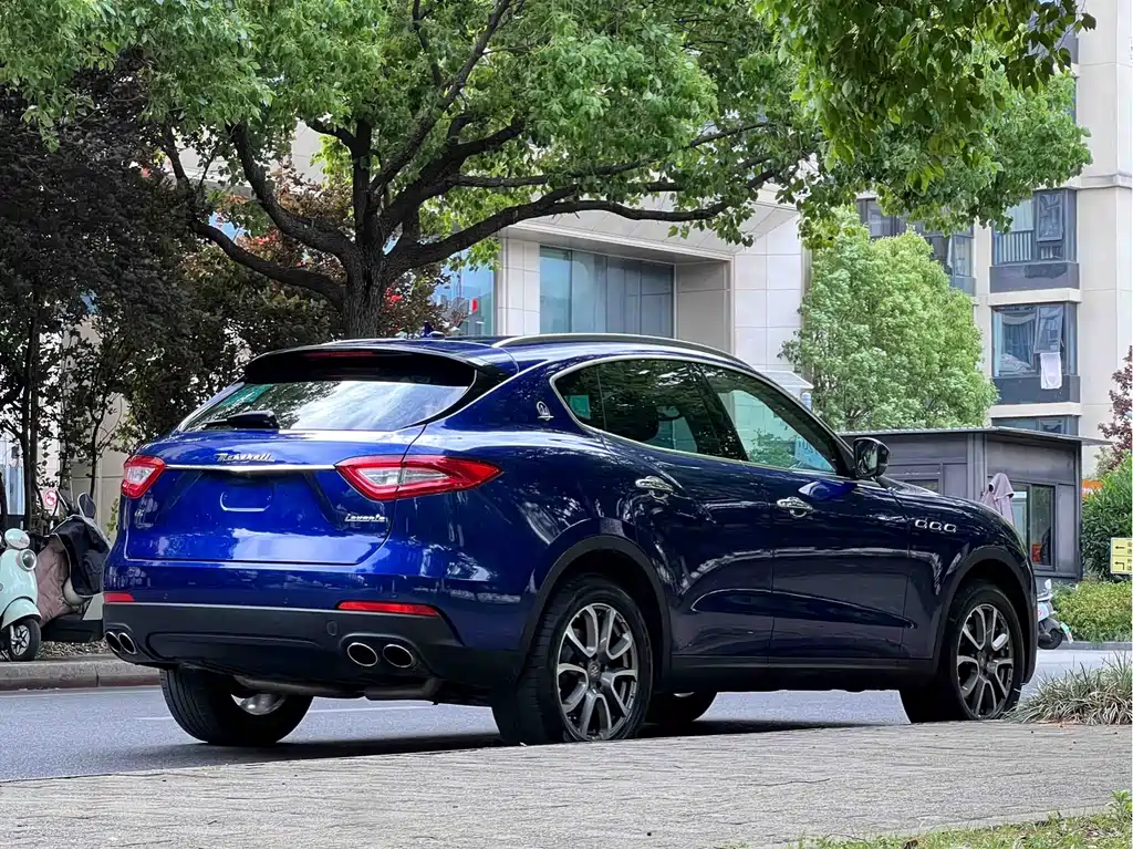 Levante 2018 3.0T Standard Edition