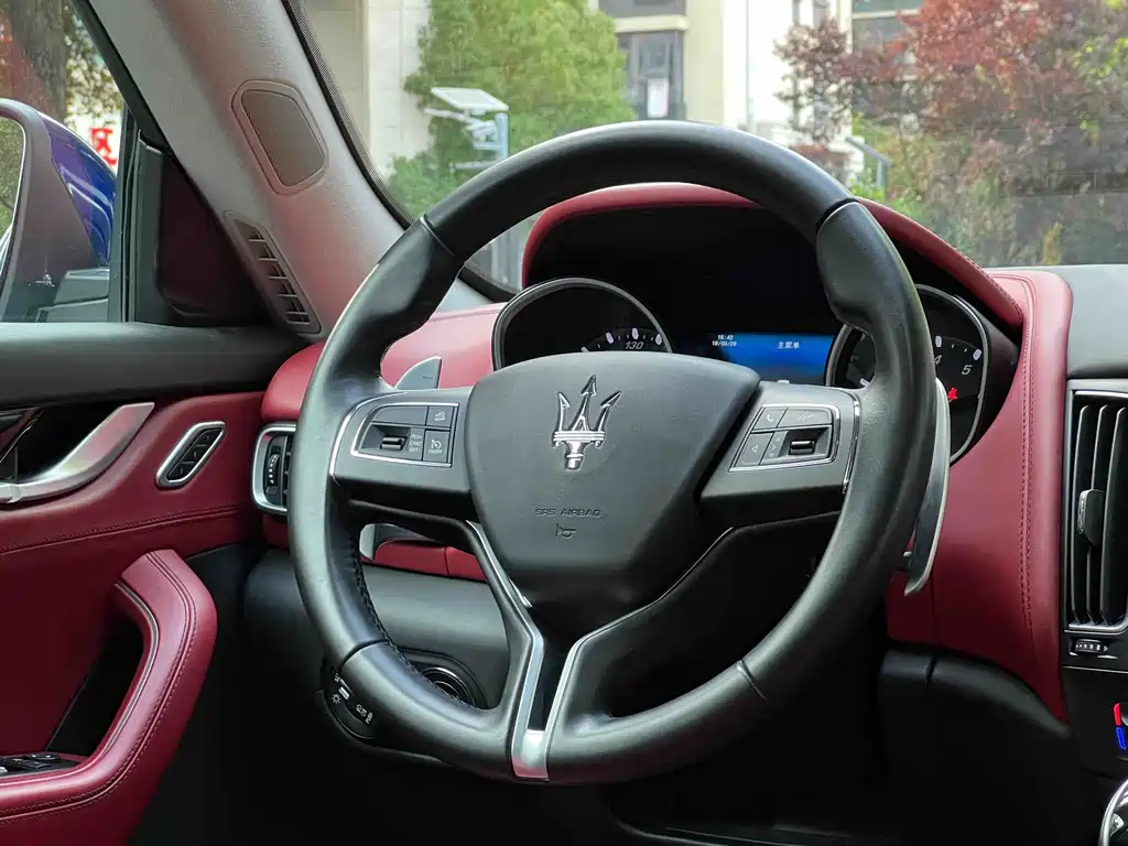 Levante 2018 3.0T Standard Edition