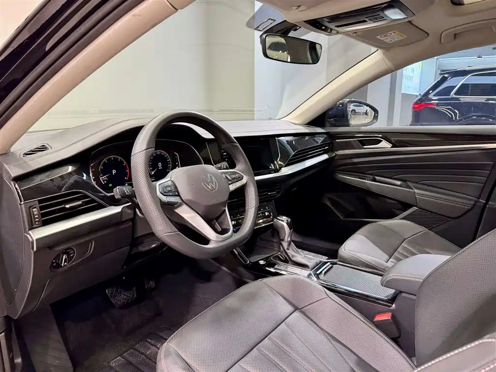 Passat 2025 Outstanding Edition 380TSI Longteng Edition
