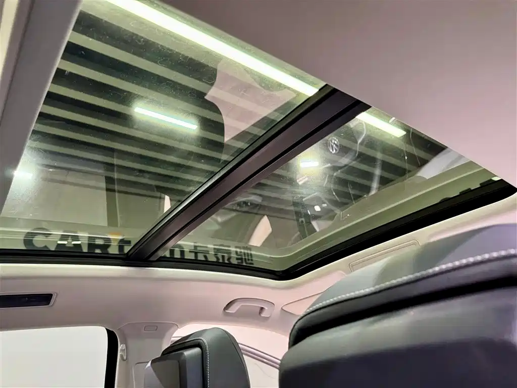 Passat 2025 Outstanding Edition 380TSI Longteng Edition