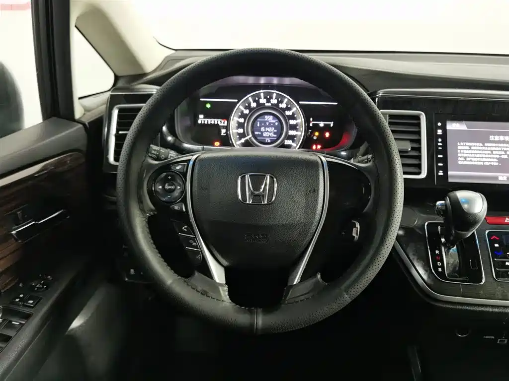 Honda Elysion 2016 2.4L Classic Edition