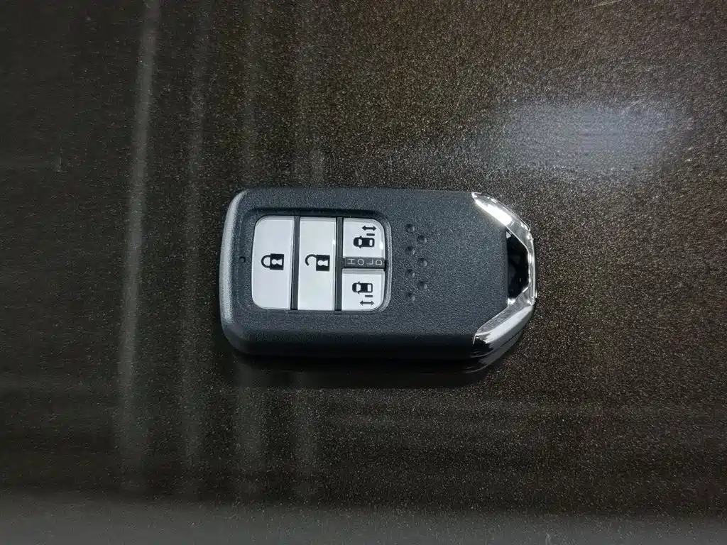 Honda Elysion 2016 2.4L Supreme Edition