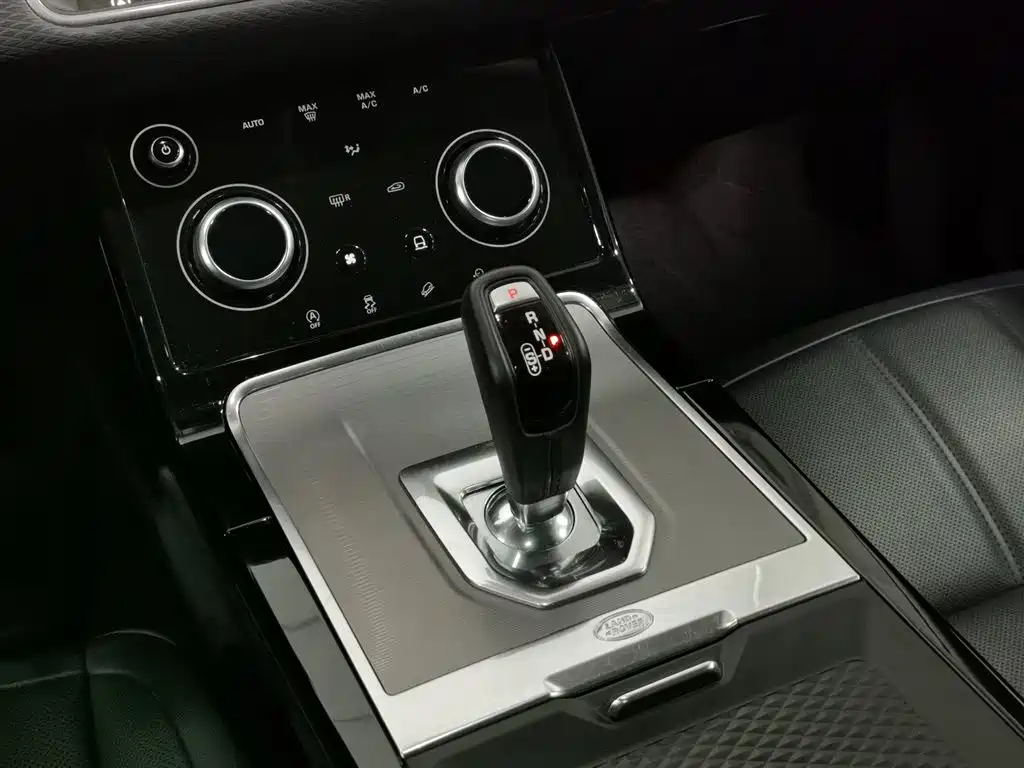 2020 Range Rover Evoque 249PS Youth Edition