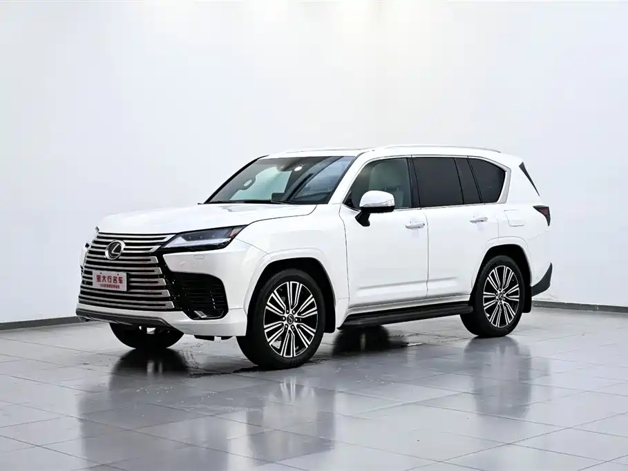 Lexus LX 600 2024