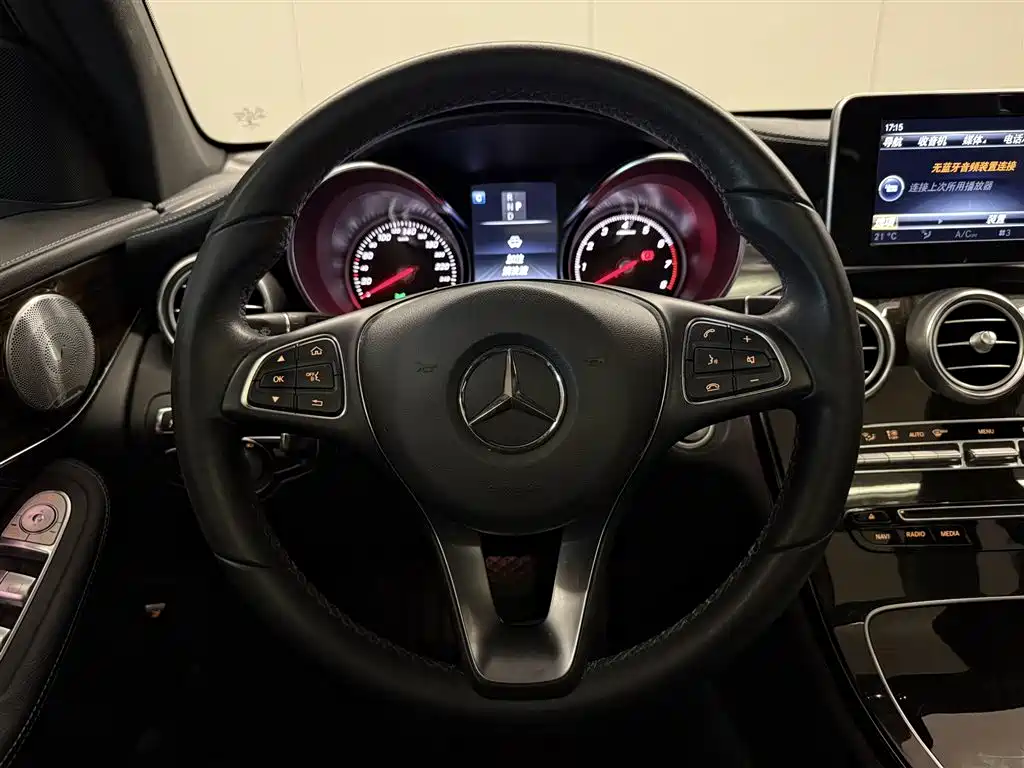 Mercedes-Benz GLC 2018 GLC 260 4MATIC Luxury