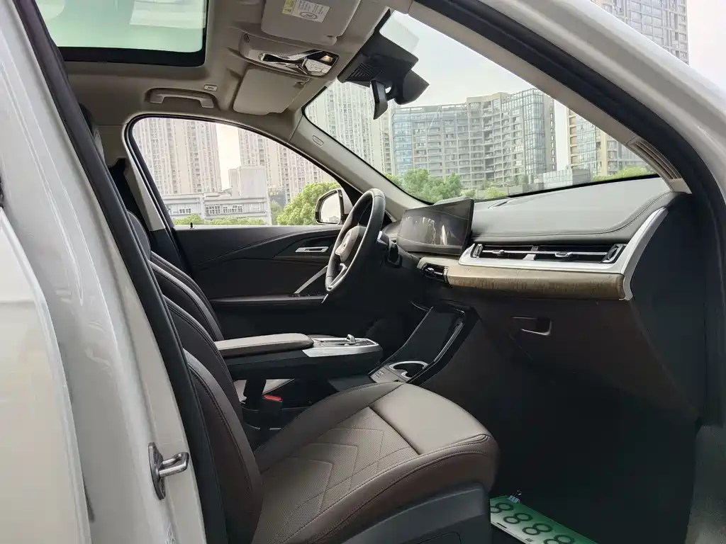 BMW iX1 2023 xDrive30L X Design Package