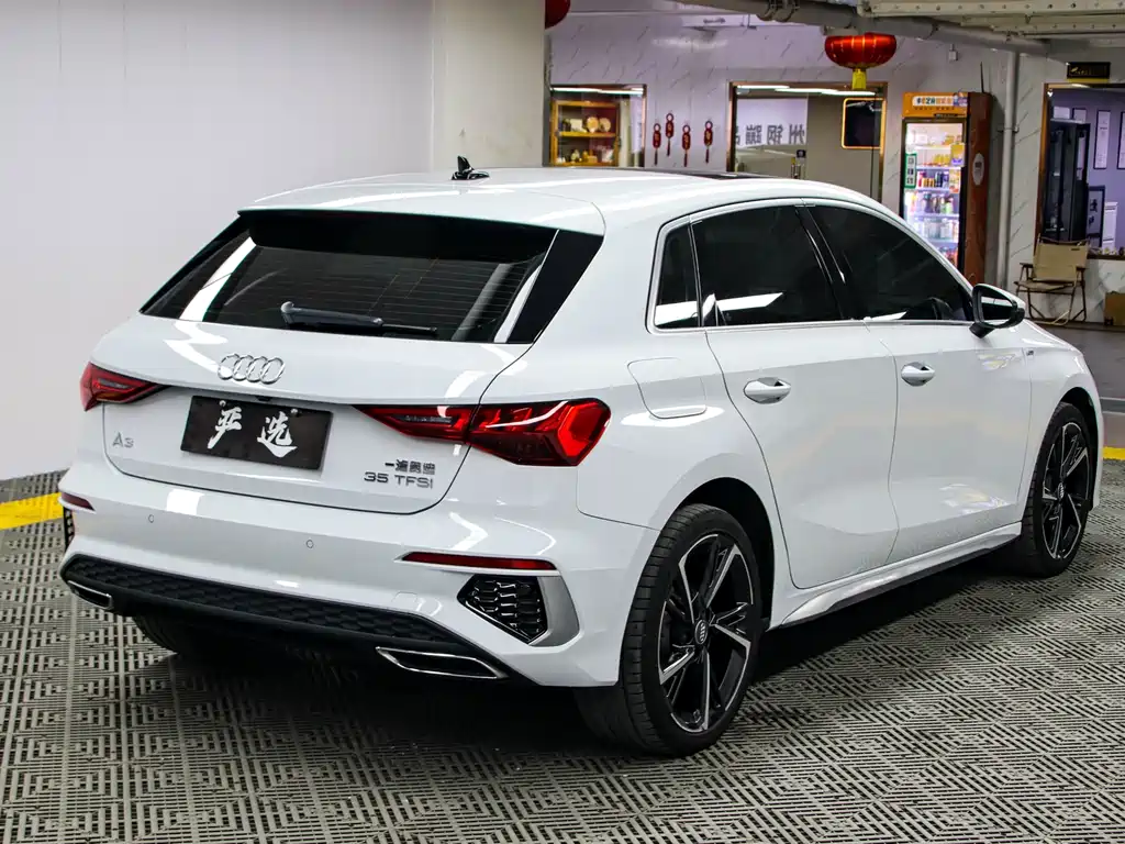 Audi A3 2022 Sportback 35 TFSI Fashion Sport