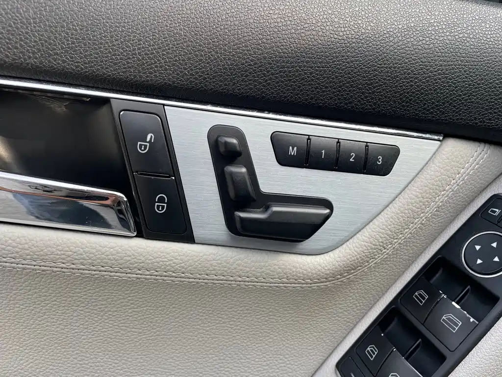 Mercedes-Benz C-Class (Import) 2010 C 300 Estate