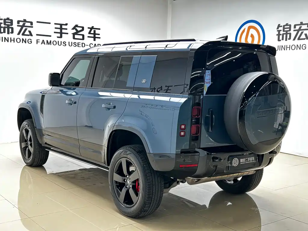 Land Rover Defender 2024 110 3.0T P400 X-Dynamic HSE