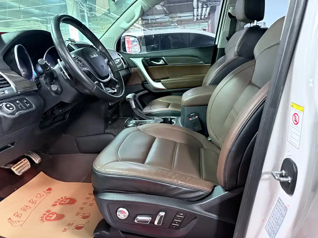 Haval H9 2016 2.0T AWD Luxury 7-Seater