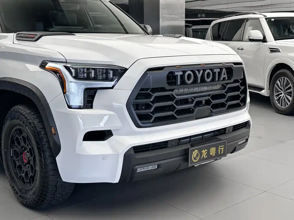 Toyota Sequoia 2024 3.5T Hybrid AWD US Spec
