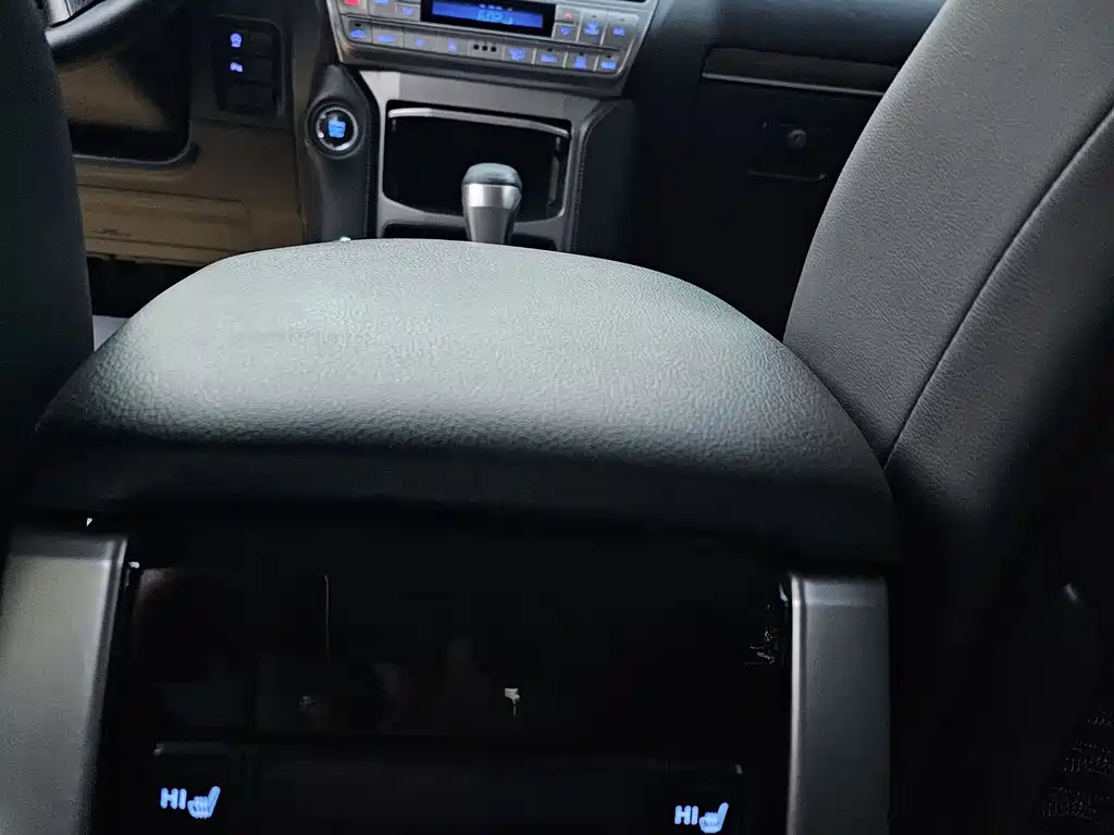 Toyota Prado 2019 3.5L Automatic TX-L Premium Rear-Mounted Spare Tire