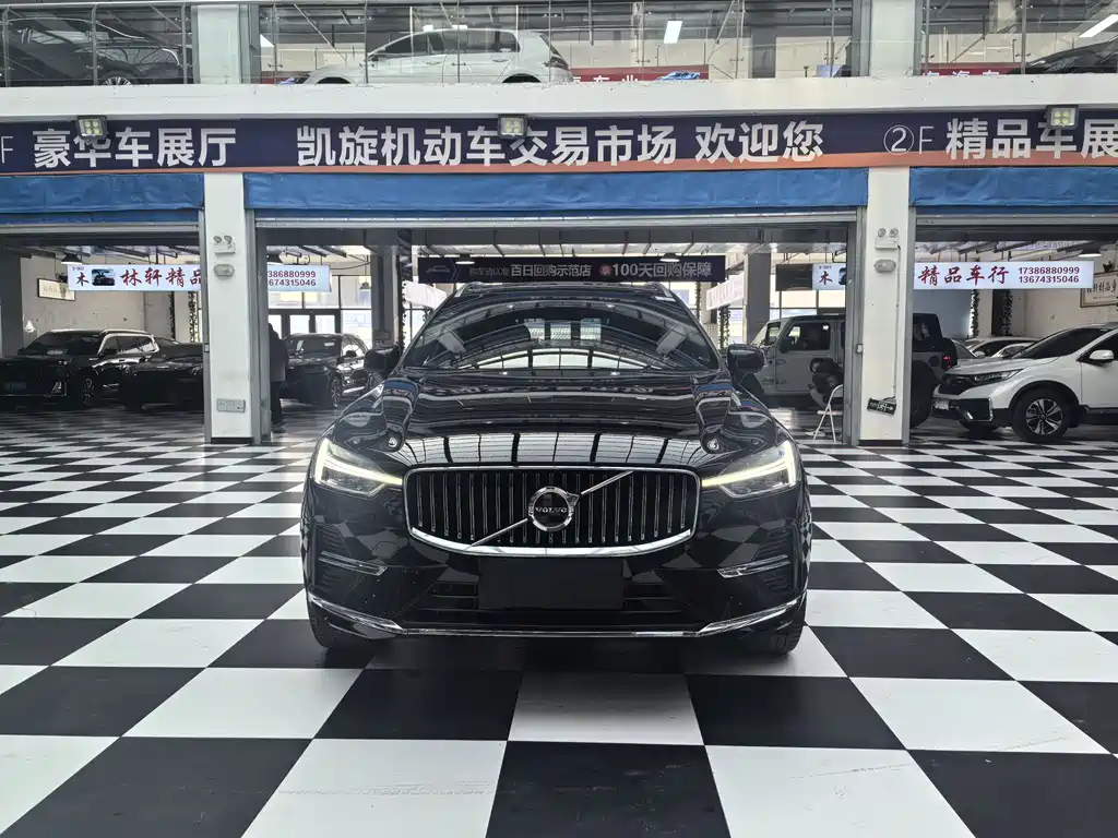 Volvo XC60 2023 B5 AWD Zhiyuan Luxury Edition