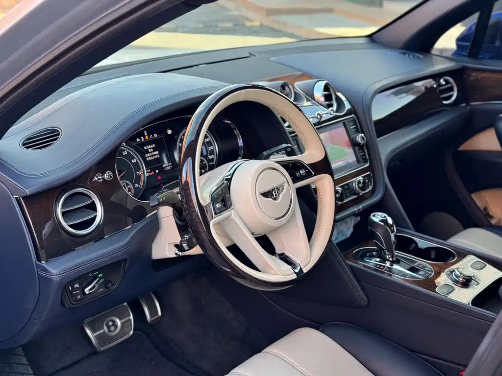 Bentayga 2018 4.0T V8