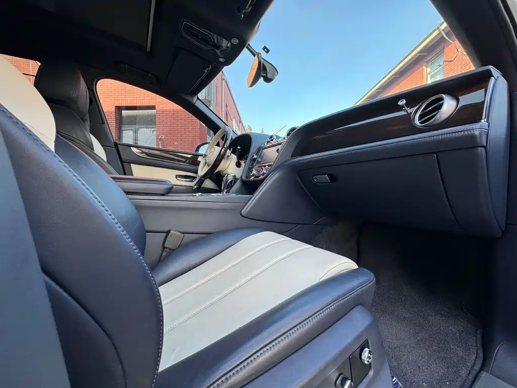 Bentayga 2018 4.0T V8