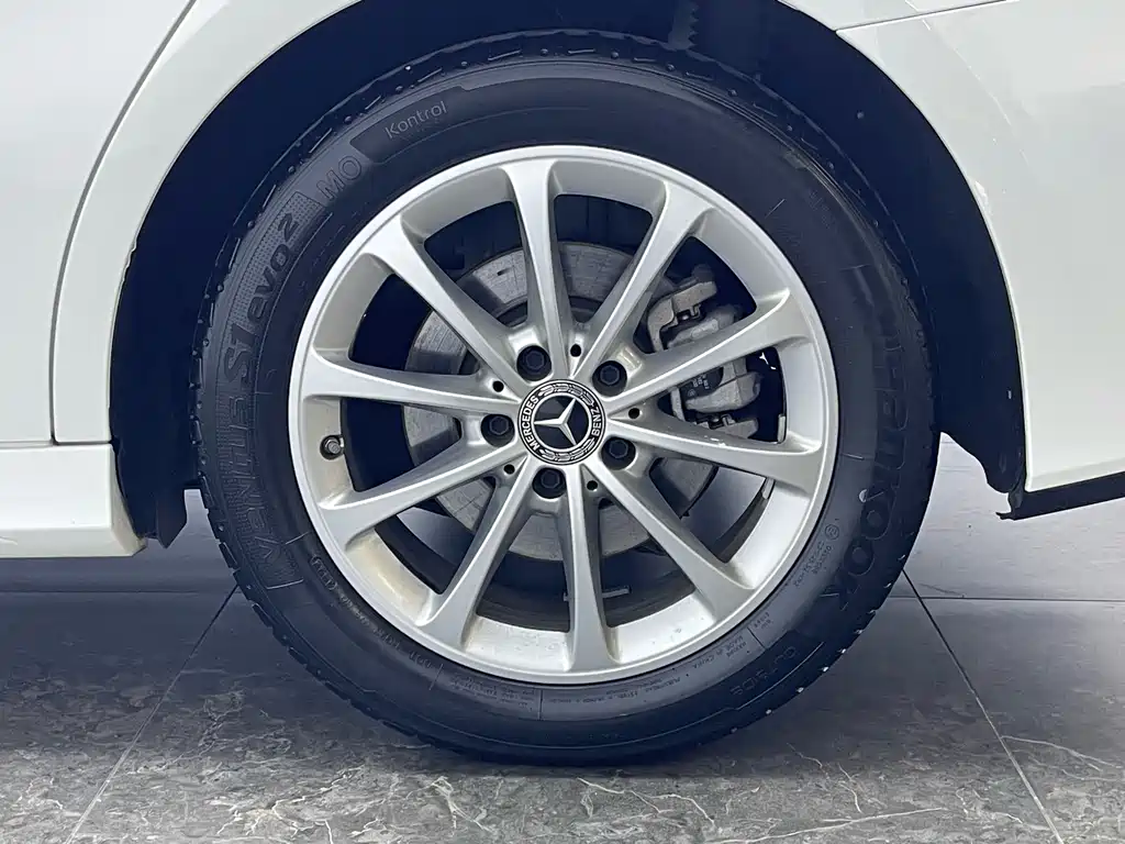 Mercedes-Benz A-Class 2022 A 200 L Sport Sedan Dynamic