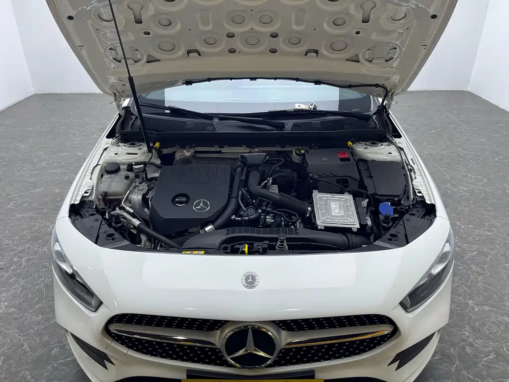 Mercedes-Benz A-Class 2022 A 200 L Sport Sedan Dynamic