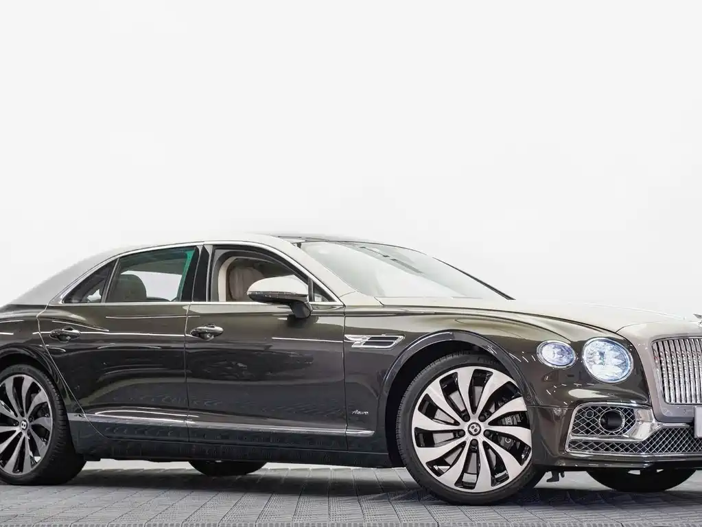 Bentley Flying Spur 2024 4.0T V8 Azure