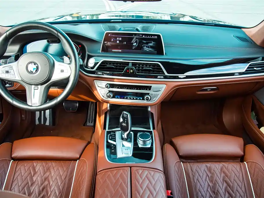 BMW 7 Series 2019 740Li xDrive Executive M Sport Package