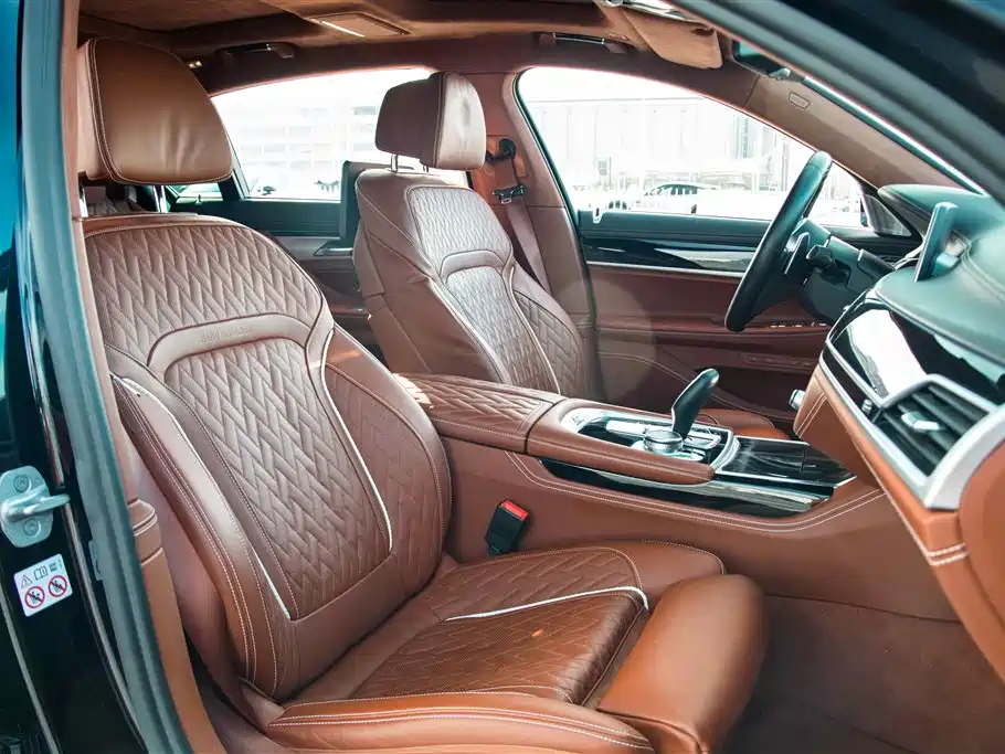 BMW 7 Series 2019 740Li xDrive Executive M Sport Package