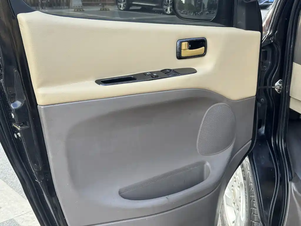 Jinbei Granse 2007 2.7L First Class Luxury 9-Seater 3RZ