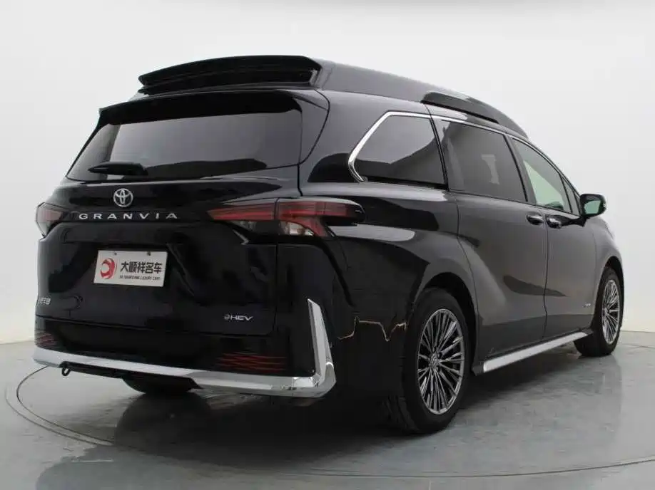 Granvia 2024 2.5L HEV Comfort Edition