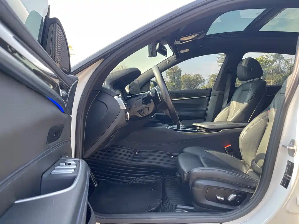 BMW 6 Series GT 2020 630i M Sport Package - фото 4