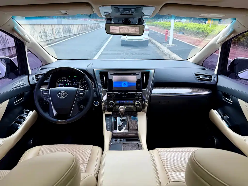 Toyota Alphard 2019 Hybrid 2.5L Premium Edition