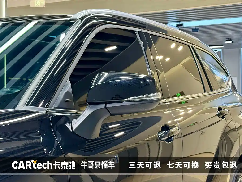 2022 Toyota Highlander Hybrid 2.5L AWD Premium 7-Seater