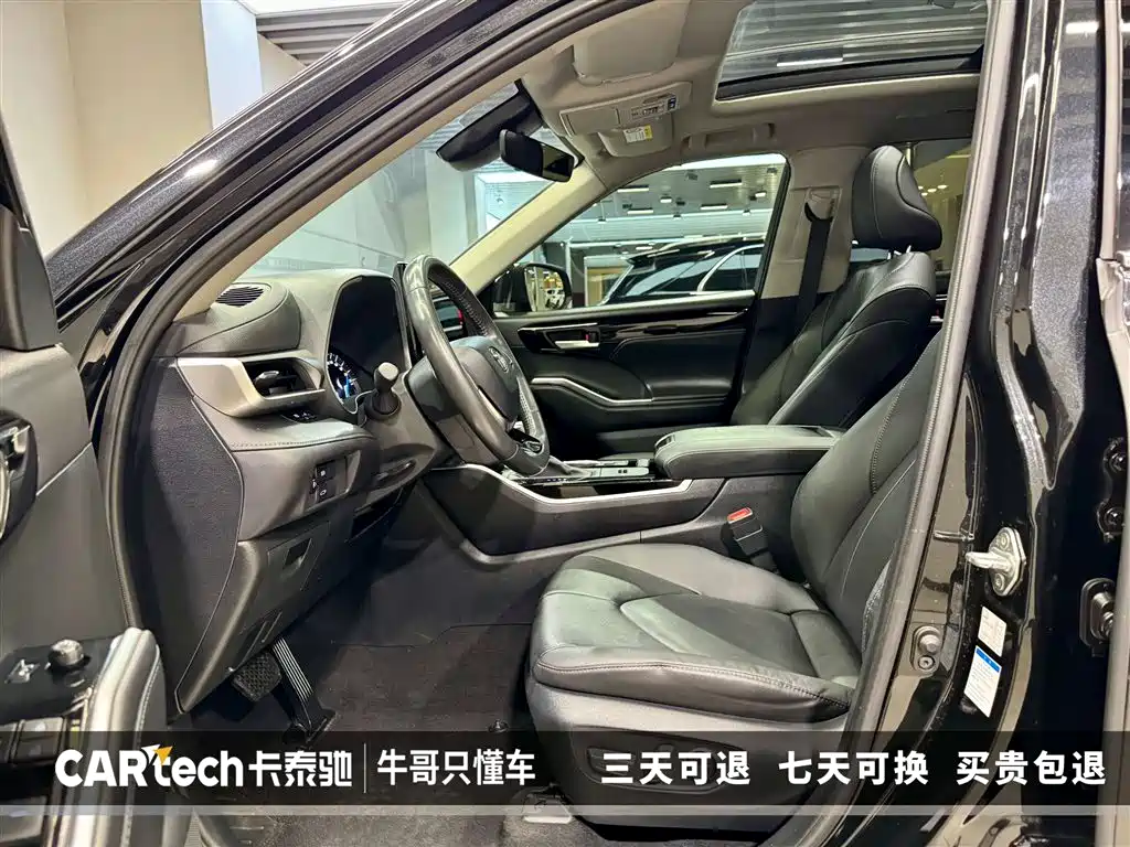 2022 Toyota Highlander Hybrid 2.5L AWD Premium 7-Seater