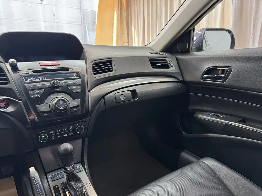 Acura ILX 2013 1.5L Hybrid