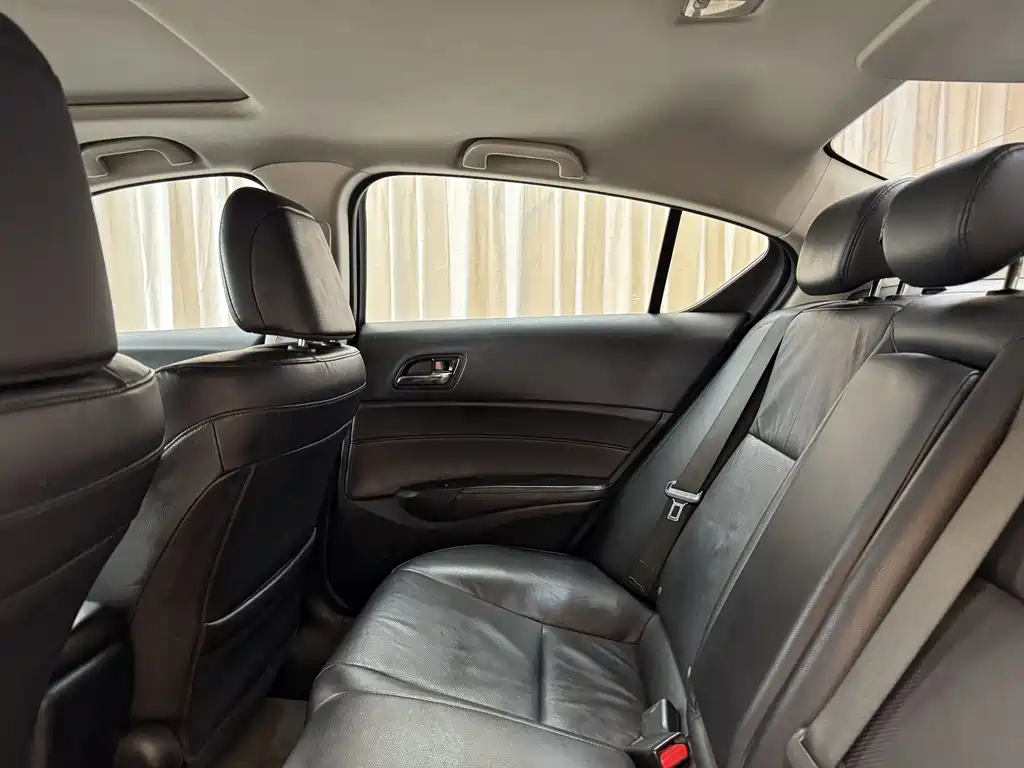 Acura ILX 2013 1.5L Hybrid